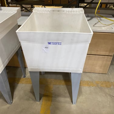 Plastic Utilatub Utility Sink