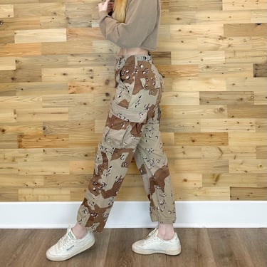 Vintage Army Desert Camouflage Camo Print Utility Cargo Military Fatigues Pants / Size XS Petite 