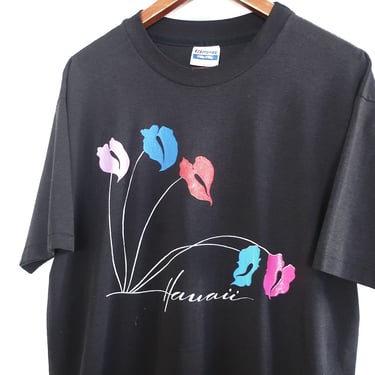 vintage flower shirt / Hawaii t shirt / 1980s Hawaii Flowers black single stitch souvenir t shirt XL 