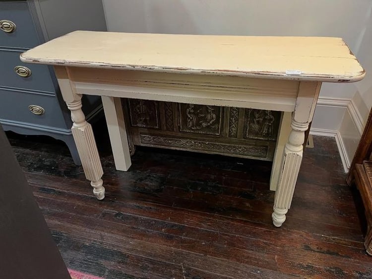 Farmhouse console table. 15” x 42” x 28” 