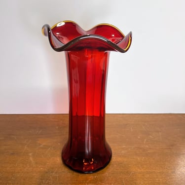 Vintage August Hofbauer Beacon Glass Ruby Optic Panel Amberina Ruffle Vase 