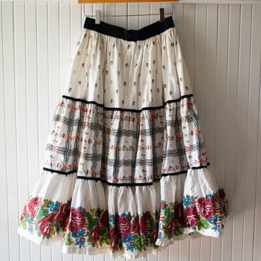 Vintage French Cottage Core Circle Skirt 27" Waist