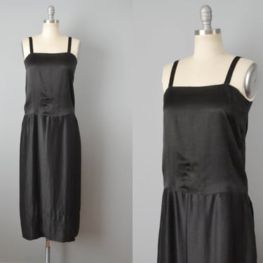 1920s Black Silk Dress / Flapper Dress /Black Formal Dress / Authentic 1920s Dress / Antique Dress / Size Small Medium 
