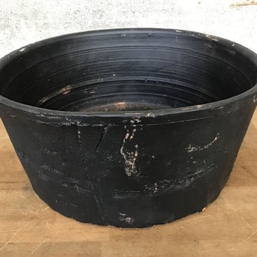 Black Flower Pot (Seattle)