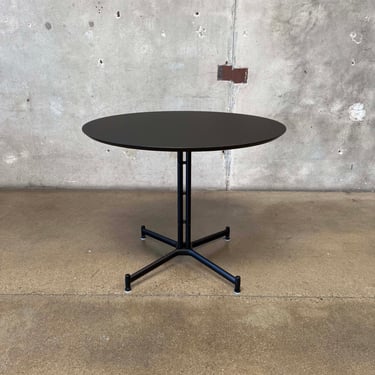Knoll Studio &quot;Iquo&quot; Cafe Table
