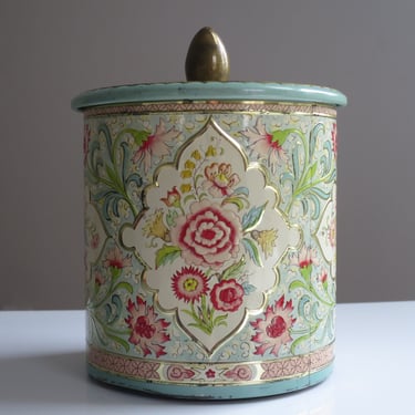Retro 60s 70s Floral Storage Box, Daher Nesting Tin, Made in Holland Storage Canister 
