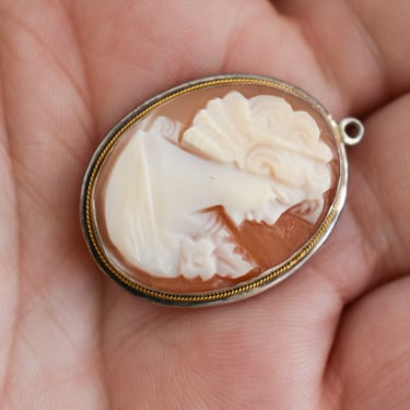 Vintage Oval Carved Shell Cameo and Sterling Silver Pendant 
