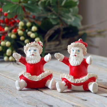 Vintage Santa salt and pepper shakers / spaghetti Santa shakers / Christmas shakers / vintage Santa shaker / retro Christmas 