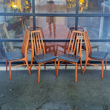 QUICK FLIP: Set of 4 Koefoeds Hornslet Teak Eva Dining Chairs in Black Vinyl