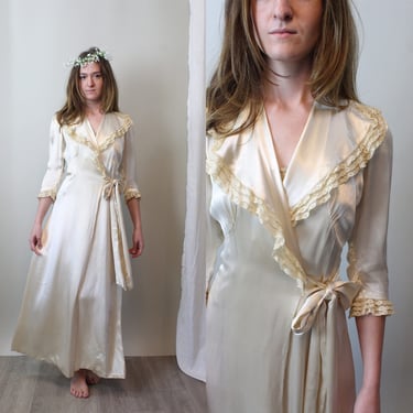 1940s LIQUID SATIN lace BRIDAL robe xs | new spring 
