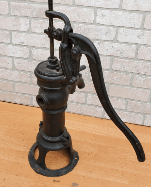 Antique Authentic American Black Cast Iron Farm Well Water Pump
