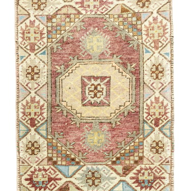 Vintage Turkish Mini Rug No. 707 | 2' x 3'