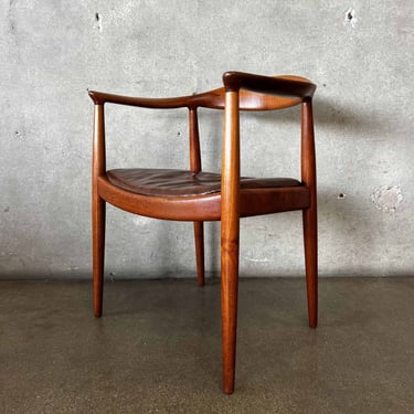 Mid Century Modern Teak "Round Chair" by Hans Wegner for Johannes Hansen