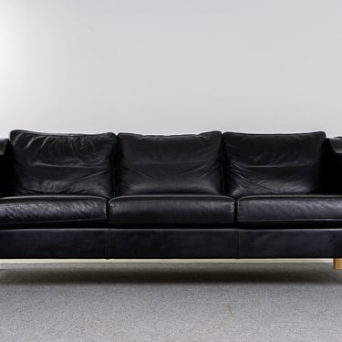 Danish Modern Leather Sofa - (321-217) 