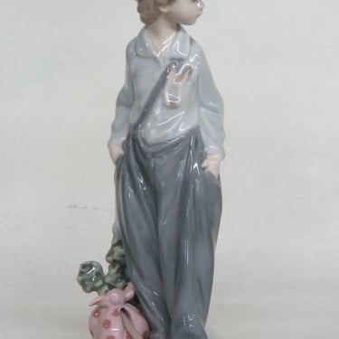 Lladro Spain The Wanderer 5400 Young Boy Traveler Porcelain Figurine 3158B