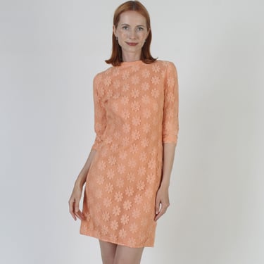 All Over Peach Lace Wiggle Dress / Vintage 60s Plain Floral Print Material / Skinny Cocktail Party Mini Frock 
