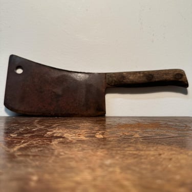 1940s Griswold Butcher Cleaver with Minneapolis Marking - Rare Kitchenware Cookware - Perfect Patina - Hand Made Cast Iron and Wood 