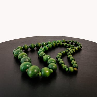 Emerald Green Midcentury Wood Bead Necklace 