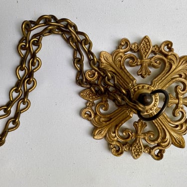 Mid Century Modern Dart Industries Gold Tone Fleur De LIs Ceiling Medalion With Chain, Ceiling Light Supplies, Pendant Light, 6-1/8