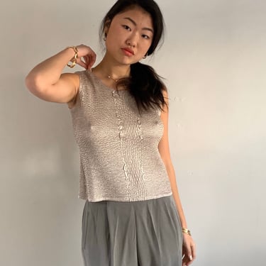 90s plisse pleated popcorn tank / vintage gold champagne plisse micro pleated cropped tank top | Medium 
