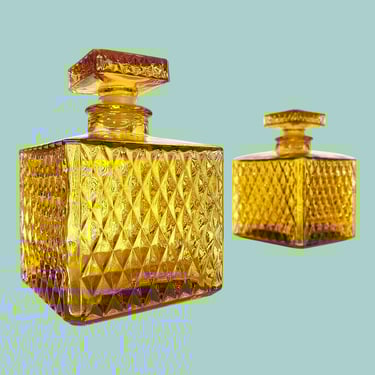 Vintage Tilso Decanters Retro 1960s Mid Century Modern + Amber + Glass + Set of 2 + Diamond Cut Pattern + Barware + Alcohol Bottle + Storage 