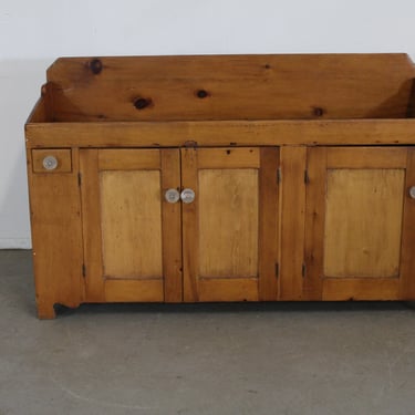 Antique Country Elongated Dry Sink With Random Board Back Circa 1800's 