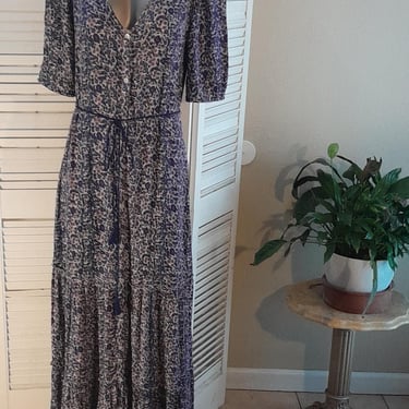 Vintage 70s look Boho Hippie Soft India Print Rayon Maxie Dress w POCKETS / Button Front /  M 