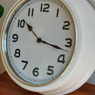 Retro XXL Wall Clock / Space Age Wall Clock / Mid Century Modern Wall Clock / Retro Modern Interior 