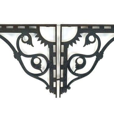 Pair of 17.625 in. Antique Eastlake Black Wrought Iron Wall Brackets