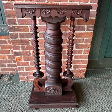 Victorian cherry pedestal 