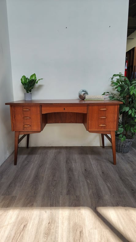 0724005 Danish Teak Desk with Large Cubby