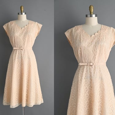 1950s vintage dress | Ivory Blush Lace Wedding Dress | Large | 
