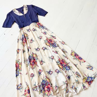 1940s Blue Rayon Floral Maxi Dress – Zip Front Gown with Waist Tie and Long Skirt, S/M Vintage 