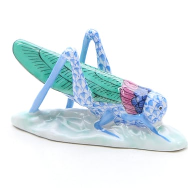 Herend blue fishnet figurine, Grasshopper from the Insects and bugs collection, Luxury porcelain from Hungary, Naturecore type tray display 