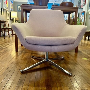 Coalesse &#8220;Bob&#8221; Swivel Lounge Chair Model #216