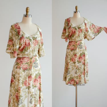 cute cottagecore dress 80s 90s vintage white pink floral flutter sleeve midi dress 