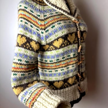 Vintage 70’s 80’s sweater Heart pattern~ rolled collar Norwegian style cozy chubby cardigan with wooden toggle buttons/ size SM-Med 