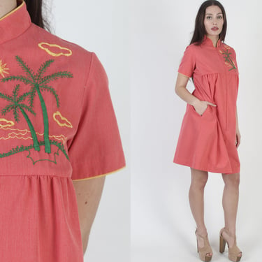 Zip Up Loose Fitting Lounge Dress With Hip Pockets, Vintage 70s Embroidered Palm Tree Beach Cover Up, Baggy High Collar Bikini Dress 