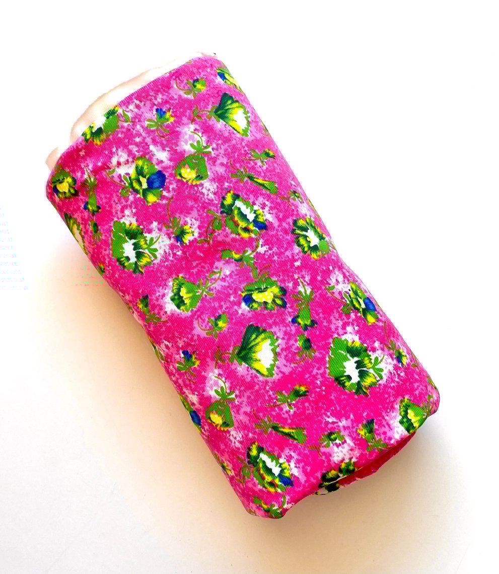 Vintage 70s Bright Pink Floral Green Fabric Knit Polyester