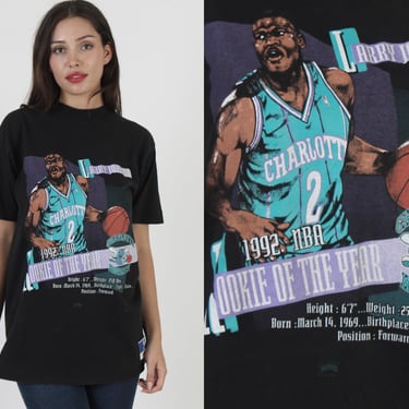 Larry Johnson Rookie Of The Year, 1992 Nutmeg Brand T Shirt Size XL, 90s NBA Basketball Charlotte Hornets Tee 