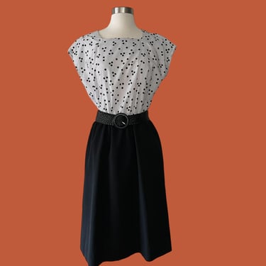 Vintage 70s Mod Dress with Pockets 