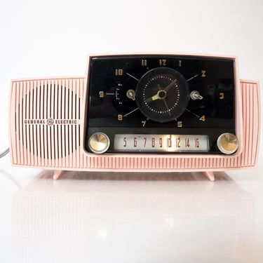 Vintage 1977 General Electric Model 7-4646A Digital FM/ | Tori
