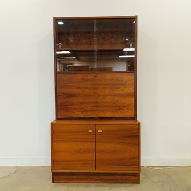 Vintage Danish Mid Century Modern Rosewood Cabinet / Bookshelf / Bar 