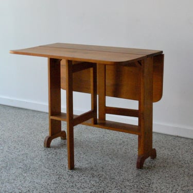 Vintage Primitive Inspired Pine Gate Leg Drop-Leaf Dining Table 