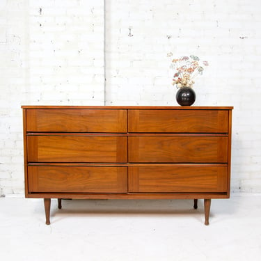 Vintage MCM simple minimalistic 6 drawer cherry dresser (unbranded) | Free delivery in NYC and Hudson Valley areas 
