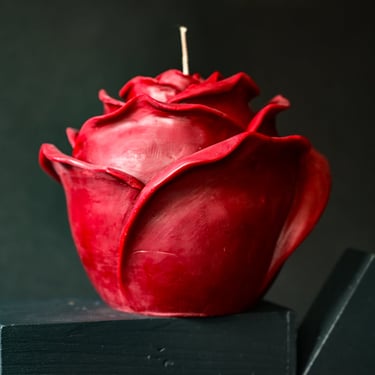 Red Rose Sculptural Candle