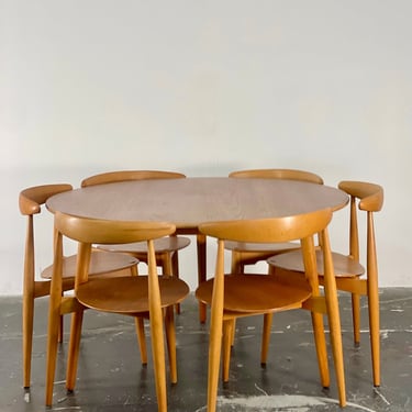 Heart Dining Table and Chairs by Hans Wegner for Fritz Hansen in Beech and Teak