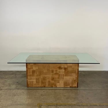 Patchwork pedestal dining table 