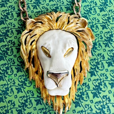 Vintage Razza 70s Gold Lion Necklace