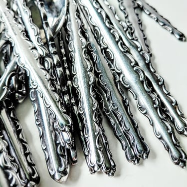 ポストモダン　sergio asti バーセット　レア Post Modern Sergio Asti 31 Pc Stainless INOX Boca | Mascara Jones